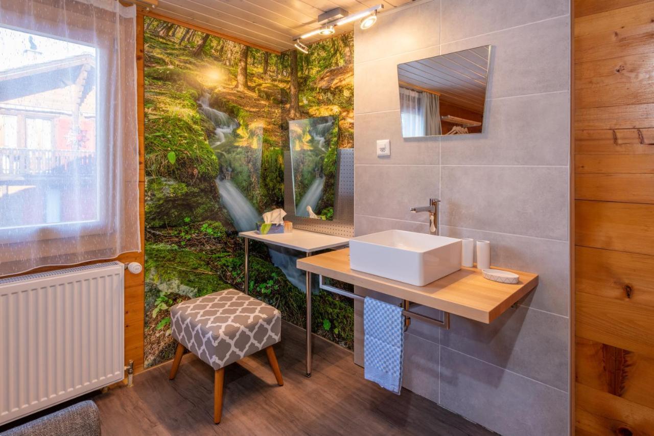 Apartment Efeu "Mit Stil & Tradition" Grachen Luaran gambar