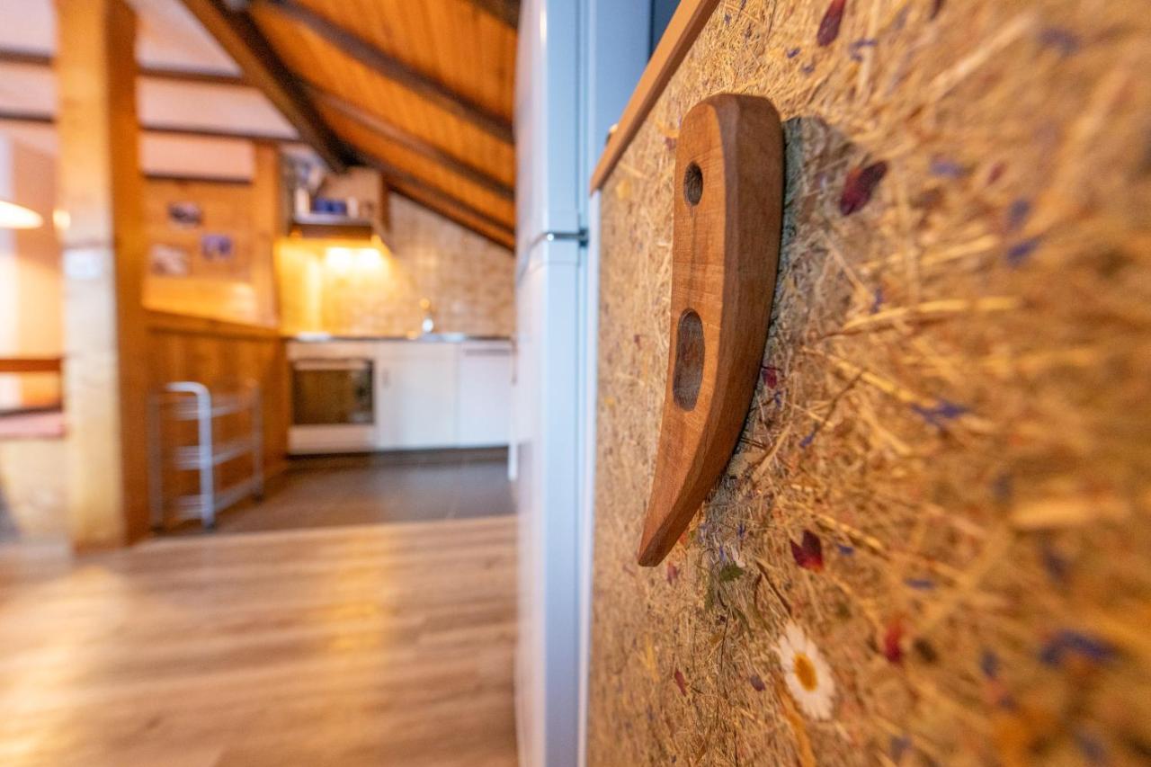 Apartment Efeu "Mit Stil & Tradition" Grachen Luaran gambar