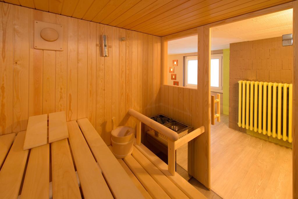Apartment Efeu "Mit Stil & Tradition" Grachen Luaran gambar